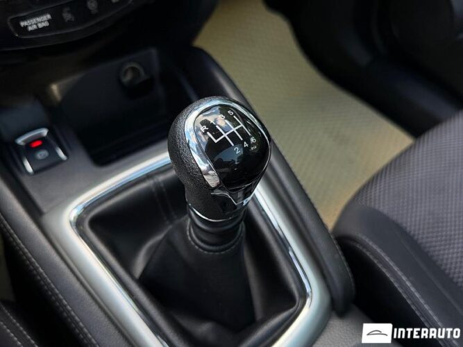 nissan Qashqai 2015