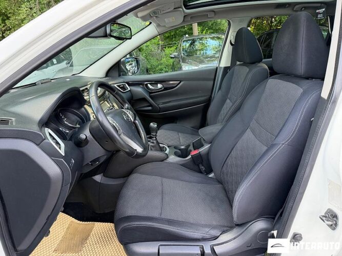 nissan Qashqai 2015