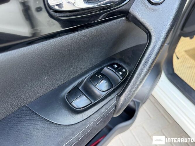nissan Qashqai 2015