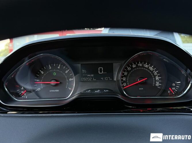 peugeot 208 2015