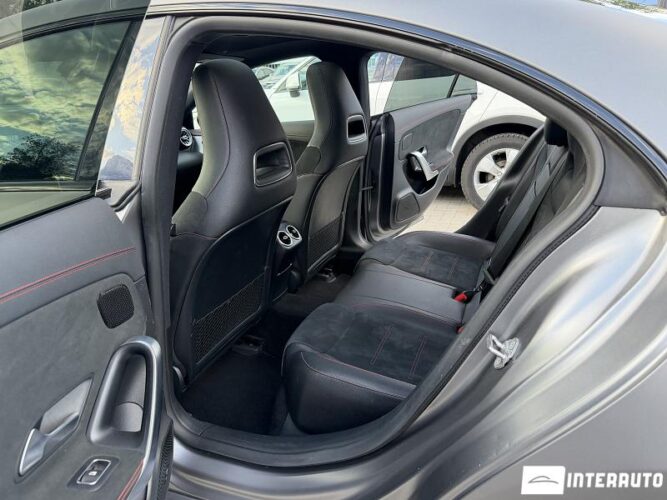 Mercedes CLA 180d 41 mercedes CLA 180d 2020
