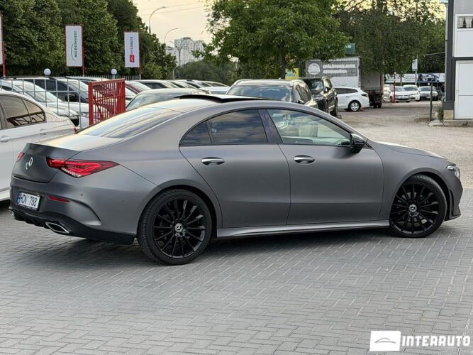 Mercedes CLA 180d 36 mercedes CLA 180d 2020