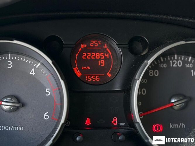 Nissan Qashqai 36 nissan Qashqai 2010