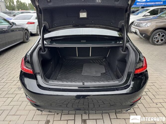 bmw 330 2019