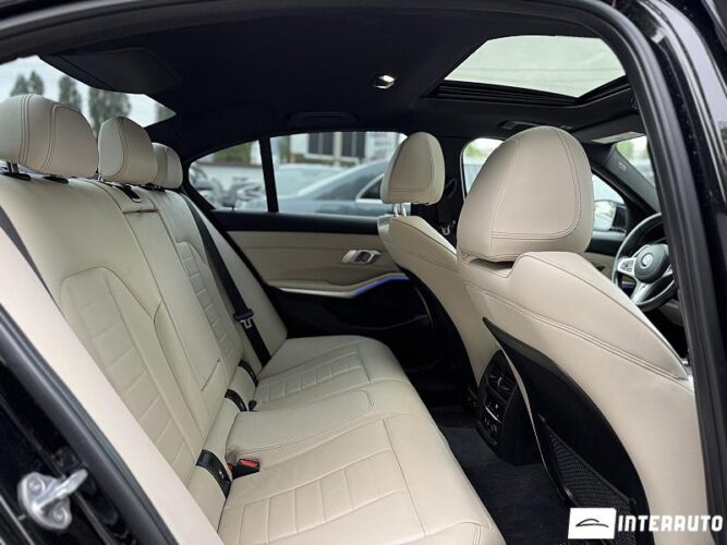 bmw 330 2019