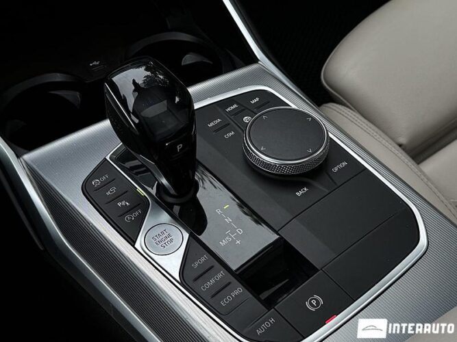 bmw 330 2019