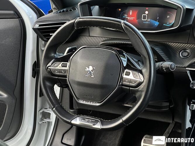 peugeot 2008 2021