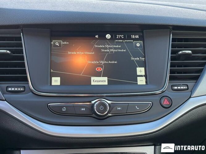Opel Astra 44 opel Astra 2020