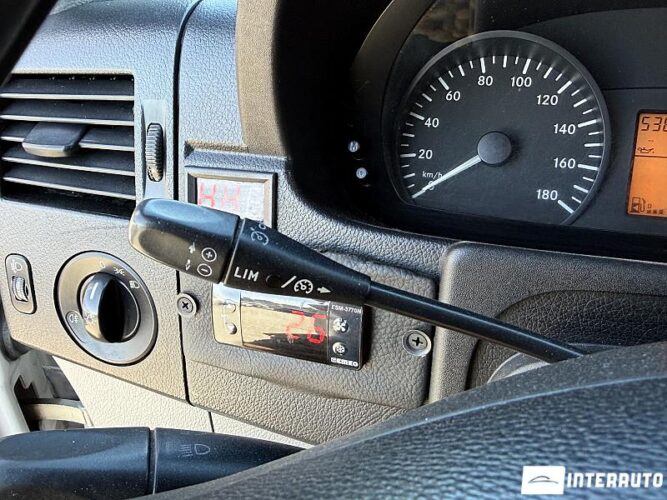 Mercedes Sprinter 38 mercedes Sprinter 2011