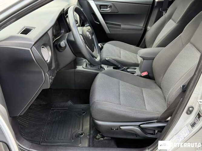 toyota Auris 2014