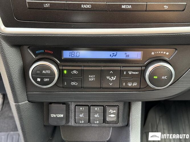 toyota Auris 2014