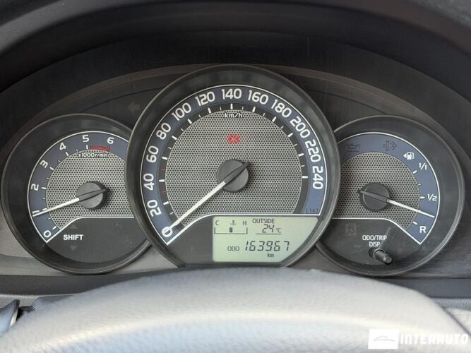 toyota Auris 2014