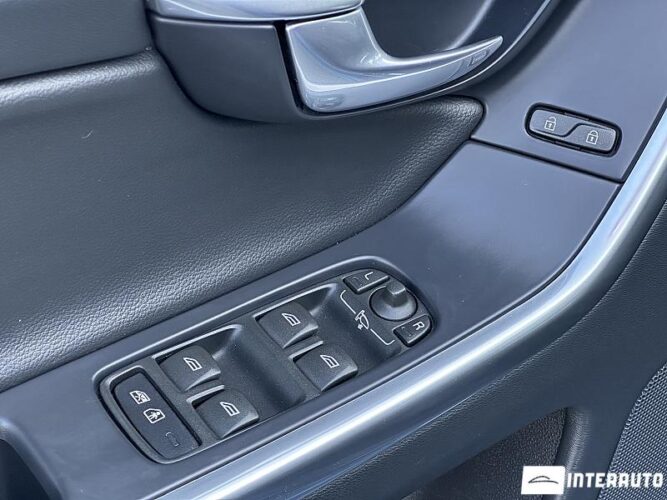 volvo XC 60 2016