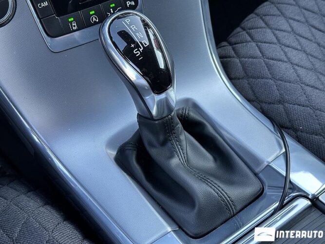 volvo XC 60 2016