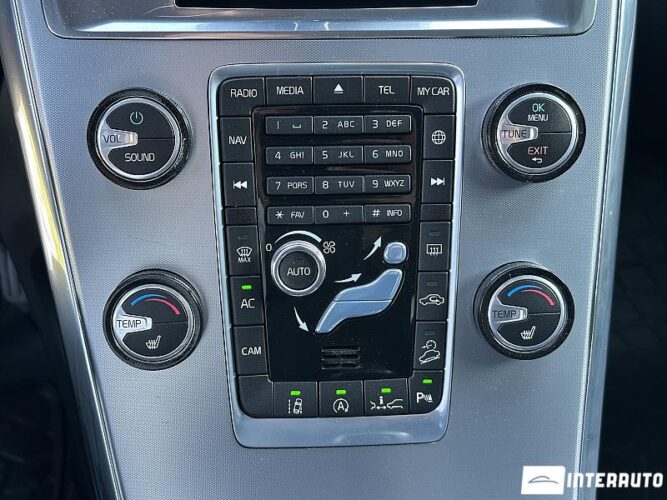 volvo XC 60 2016