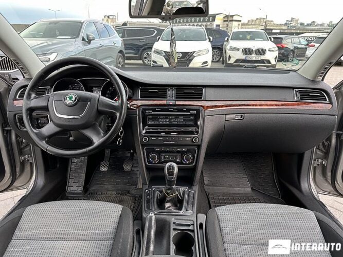 skoda Superb 2011