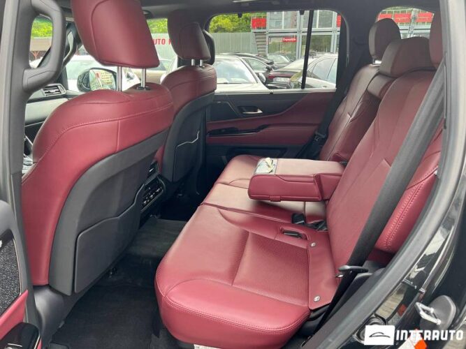 Lexus LX 600 62 lexus LX 600 2024