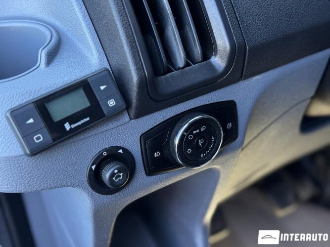 ford Transit 2018