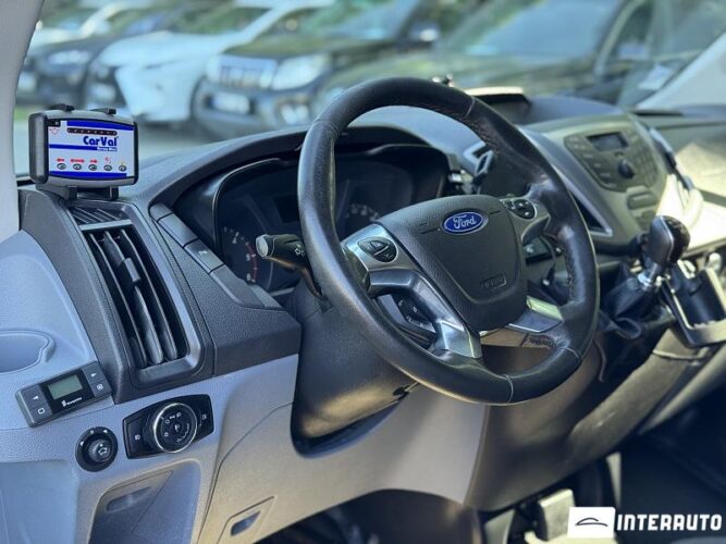 ford Transit 2018