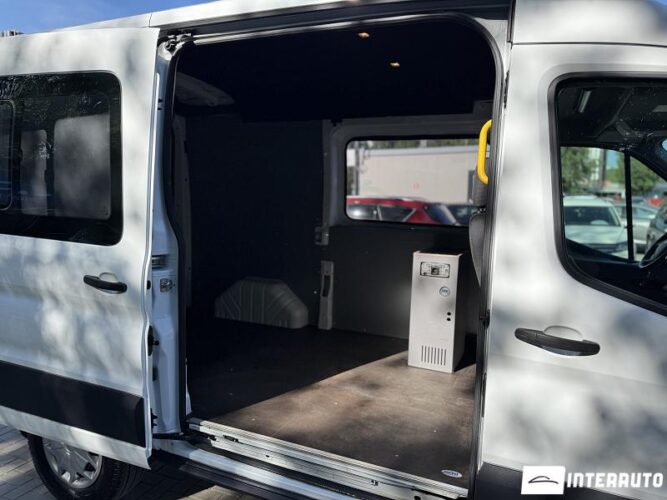 ford Transit 2018