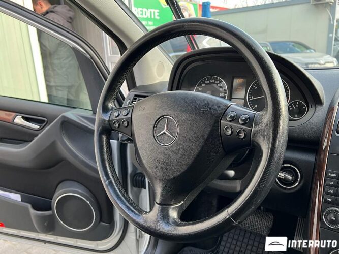 Mercedes A 150 36 mercedes A 150 2005