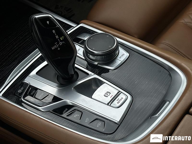 bmw 740e 2017