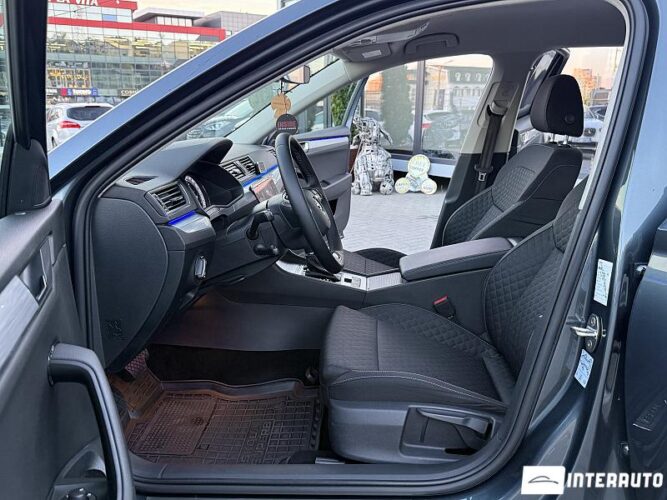 Skoda Superb 37 skoda Superb 2021