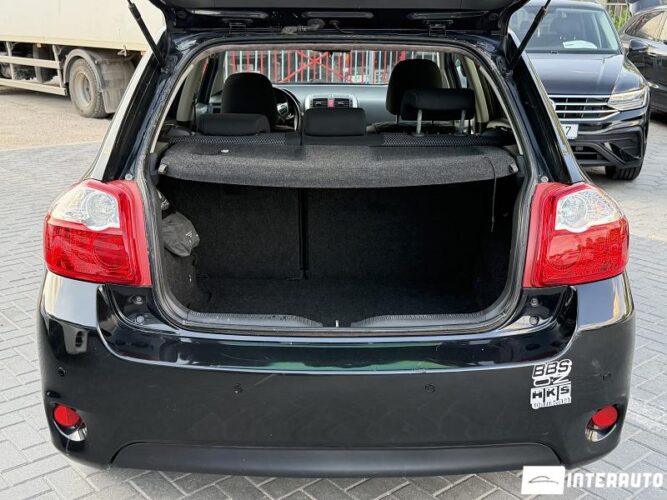 Toyota Auris 42 toyota Auris 2010
