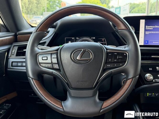 lexus ES 300h 2023