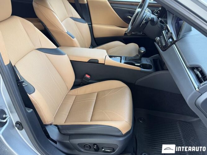 lexus ES 300h 2023