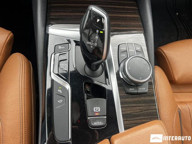BMW 530 47 bmw 530 2017