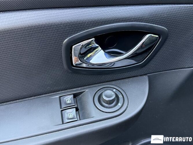 Renault Clio 43 renault Clio 2015