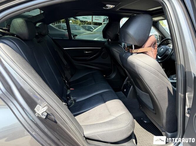 bmw 330E 2018