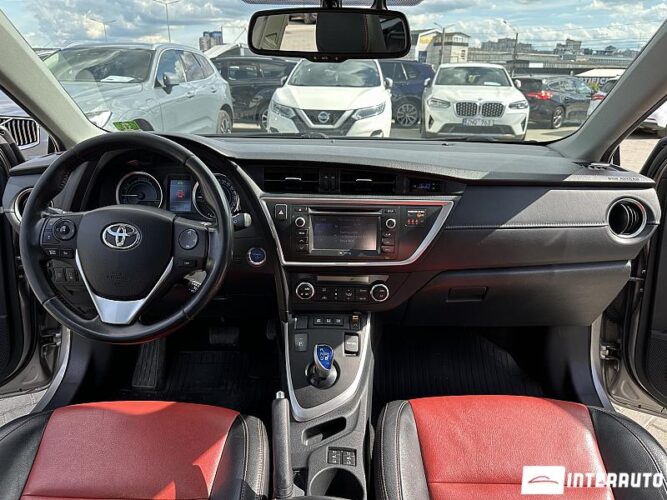 toyota Auris 2013