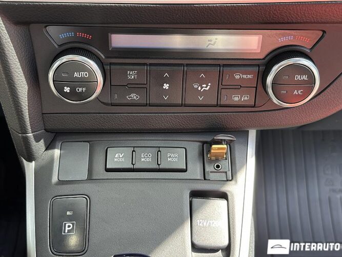 toyota Auris 2013