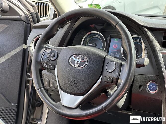 toyota Auris 2013