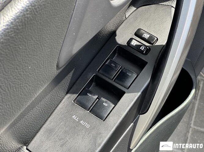 toyota Auris 2013