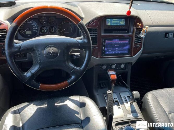 Mitsubishi Pajero 37 mitsubishi Pajero 2006