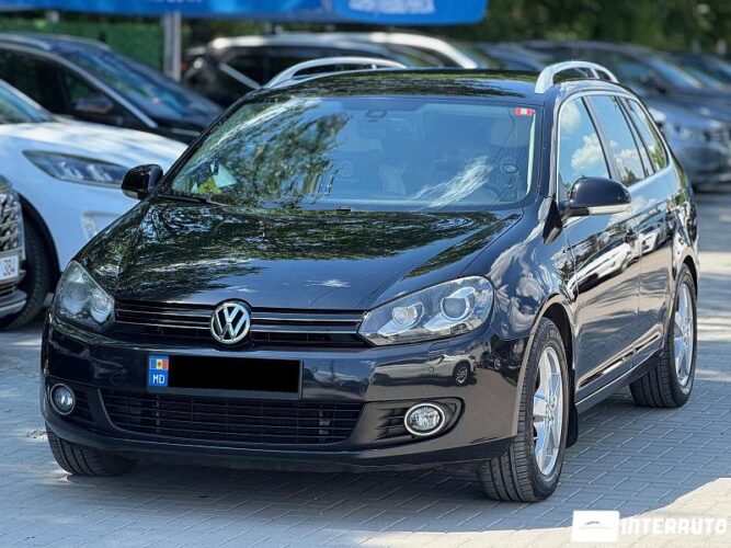 Volkswagen Golf 2011 doar la InterAuto