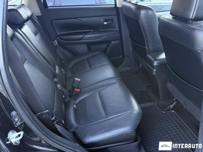 Mitsubishi Outlander 49 mitsubishi Outlander 2013