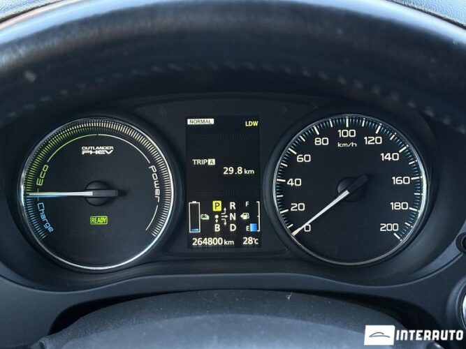Mitsubishi Outlander 44 mitsubishi Outlander 2013