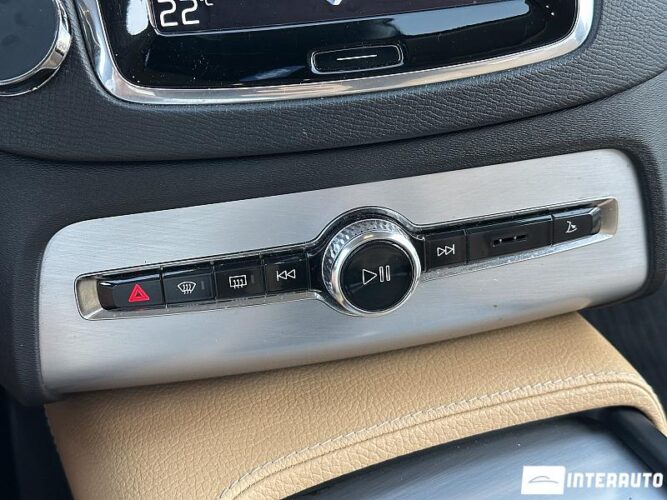 Volvo XC 90 42 volvo XC 90 2015