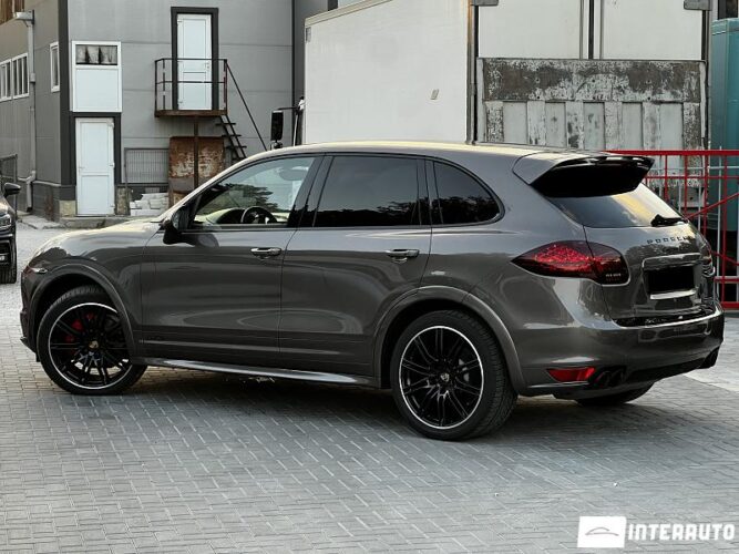 porsche Cayenne GTS 2014