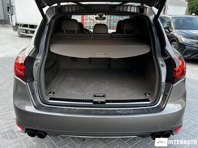 porsche Cayenne GTS 2014