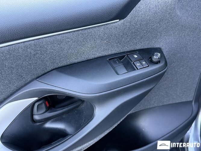 Toyota Yaris 46 toyota Yaris 2020