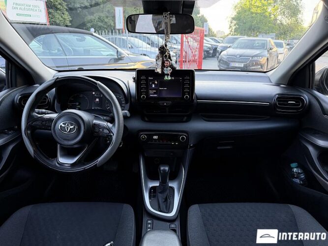 Toyota Yaris 37 toyota Yaris 2020