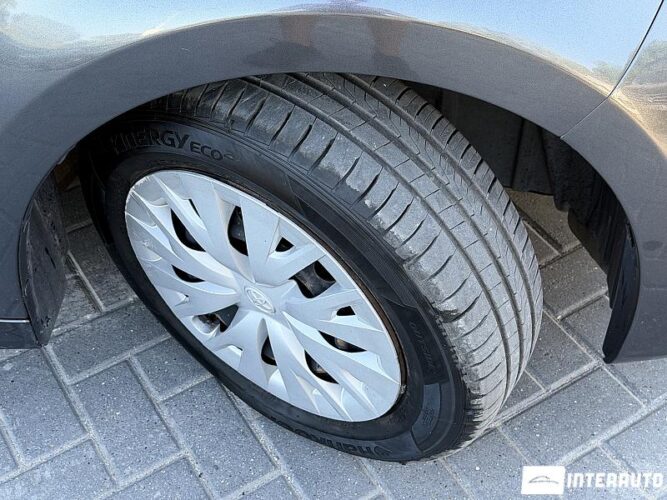 Toyota Yaris 45 toyota Yaris 2020