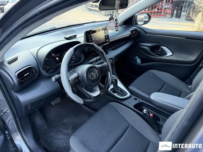 Toyota Yaris 35 toyota Yaris 2020