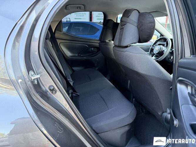 Toyota Yaris 44 toyota Yaris 2020