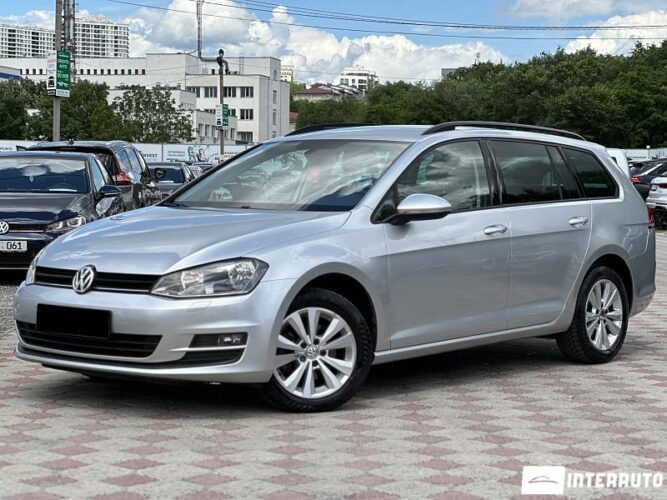 Volkswagen Golf 2015 doar la InterAuto